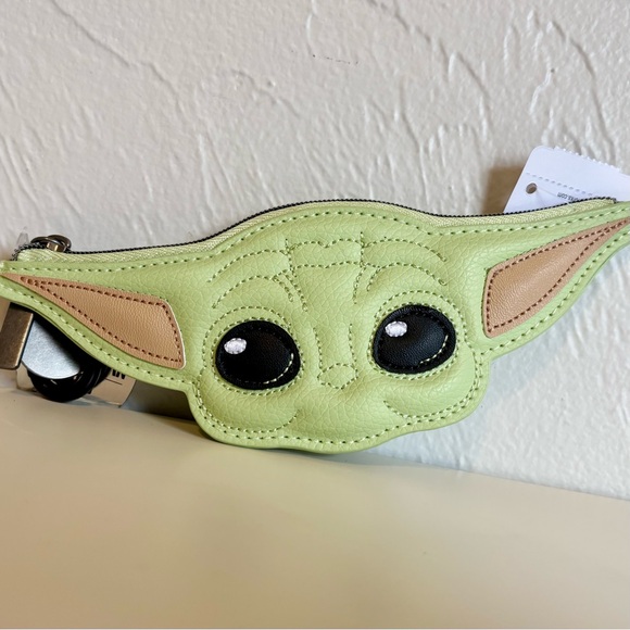 Bath & Body Works Accessories - Bath & Body Works Star Wars The Mandalorian Grogu Coin Purse 2026